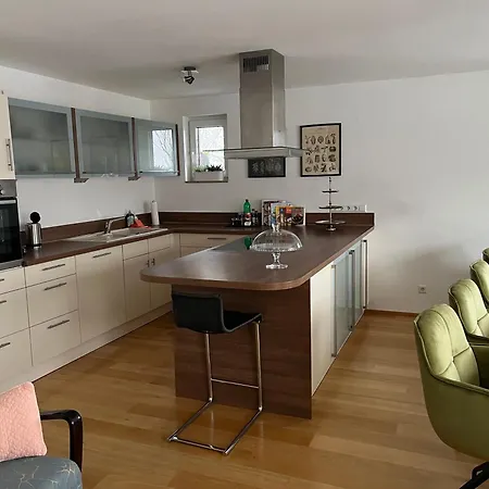 Penthouse Perfekt Fuer Teams, Familien Und Gruppen Daire *